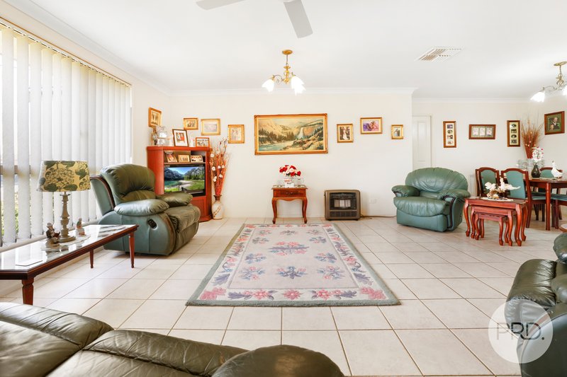 Photo - 2 Banksia Close, Kootingal NSW 2352 - Image 4