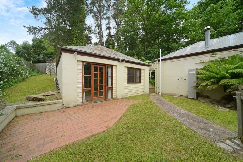 Photo - 2 Banksia Street, Bowral NSW 2576 - Image 4