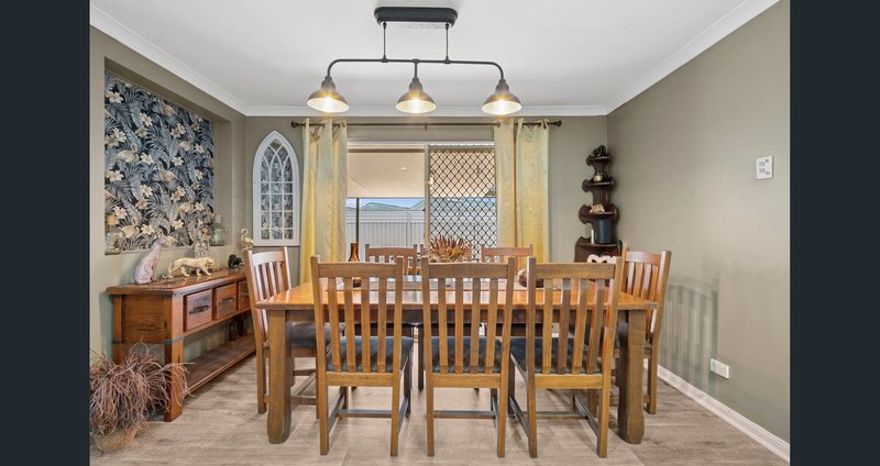Photo - 2 Barculdie Crescent, Deception Bay QLD 4508 - Image 4