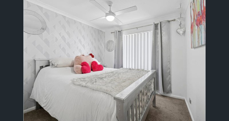 Photo - 2 Barculdie Crescent, Deception Bay QLD 4508 - Image 11