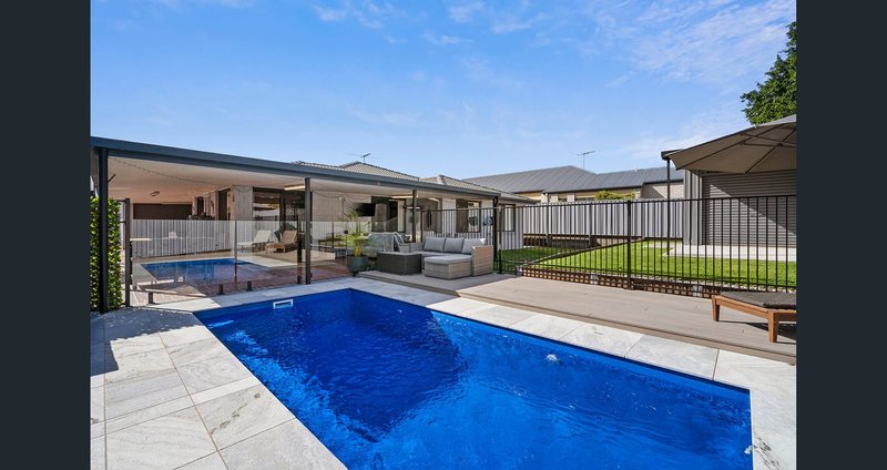 Photo - 2 Barculdie Crescent, Deception Bay QLD 4508 - Image 15