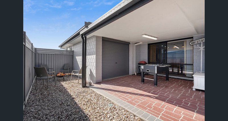 Photo - 2 Barculdie Crescent, Deception Bay QLD 4508 - Image 17