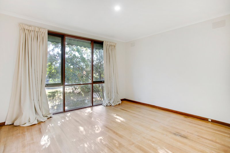 Photo - 2 Barite Place, Frankston VIC 3199 - Image 6