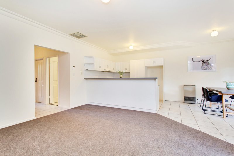 Photo - 2 Barker Court, Mile End SA 5031 - Image 6