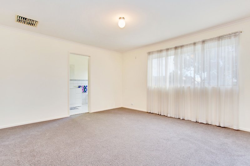 Photo - 2 Barker Court, Mile End SA 5031 - Image 8