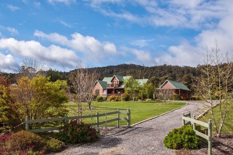 2 Barnes Road, South Spreyton TAS 7310