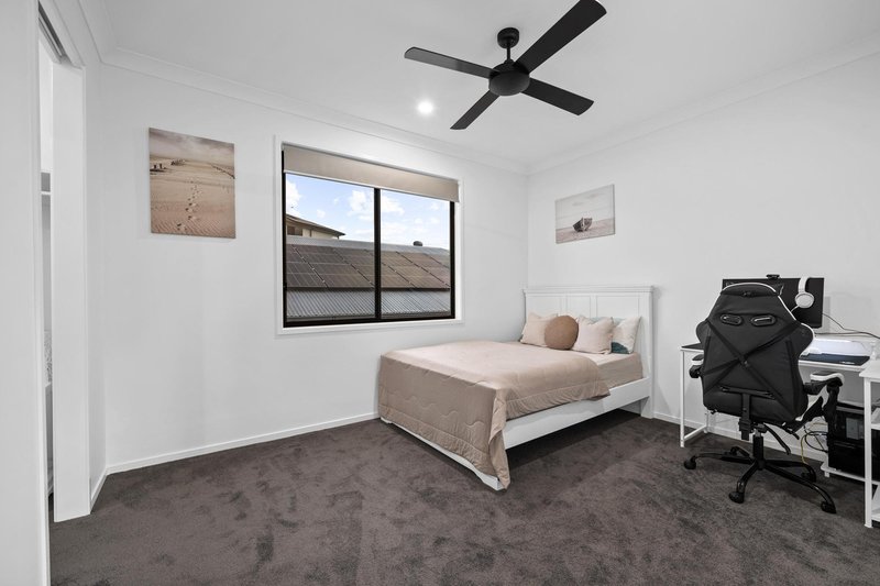 Photo - 2 Barossa Street, South Ripley QLD 4306 - Image 22