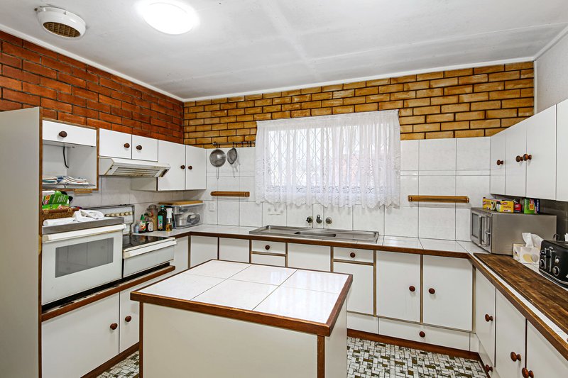 Photo - 2 Barr Avenue, Shelly Beach QLD 4551 - Image 5