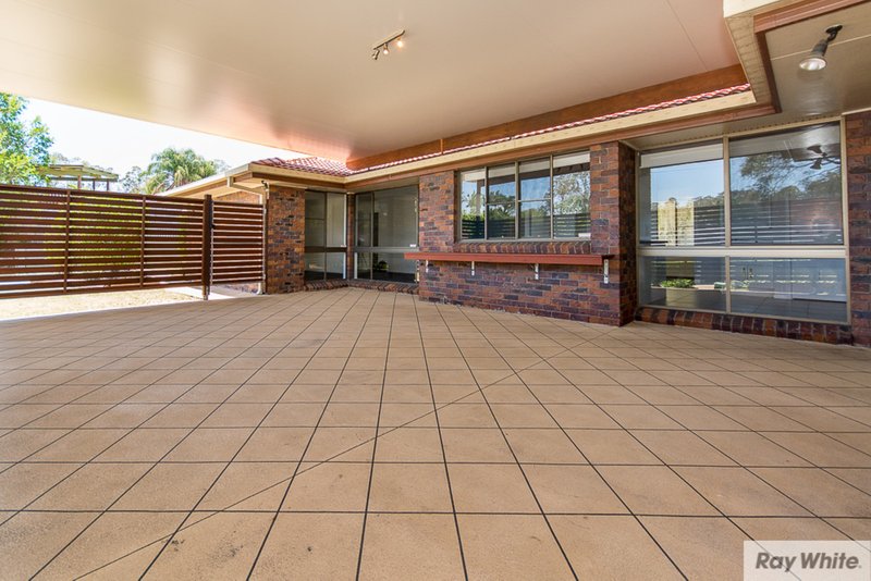 Photo - 2 Barrine Court, Petrie QLD 4502 - Image 2