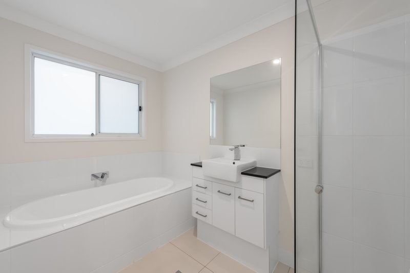 Photo - 2 Barron Court, Pimpama QLD 4209 - Image 7
