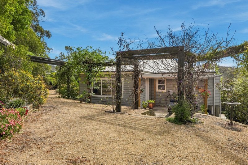 Photo - 2 Bartlett Place, Lindisfarne TAS 7015 - Image 32