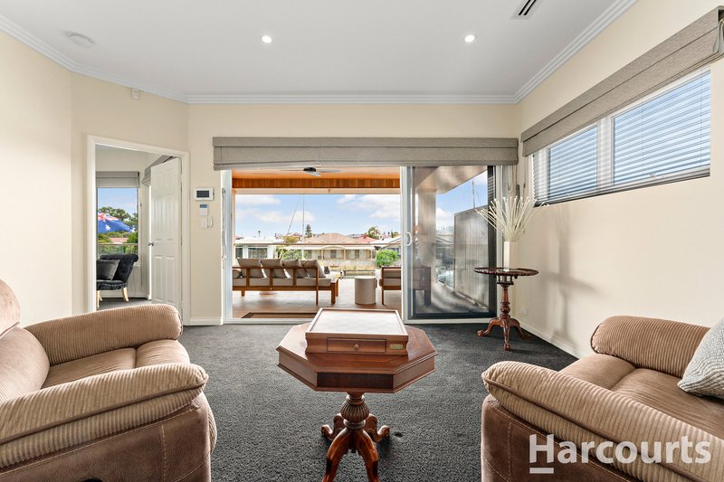 Photo - 2 Baruna Court, Halls Head WA 6210 - Image 24