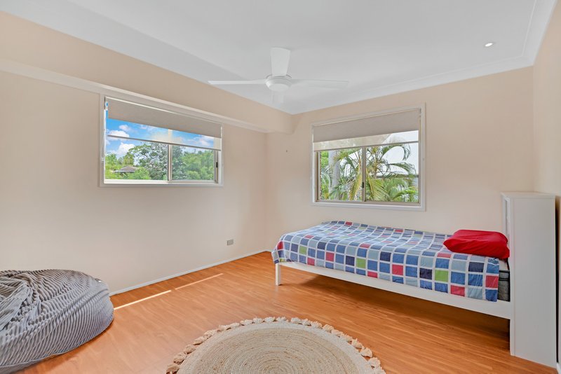 Photo - 2 Barwing Court, Albany Creek QLD 4035 - Image 14