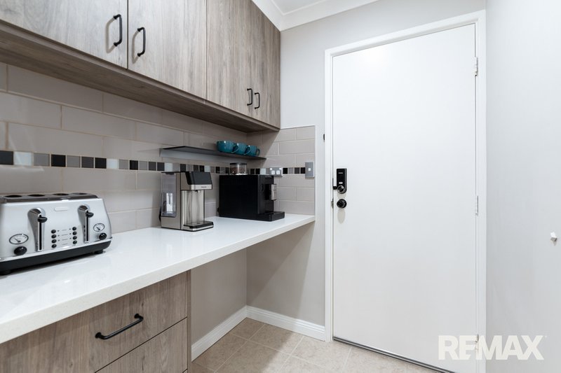 Photo - 2 Basico Avenue, Sinagra WA 6065 - Image 16