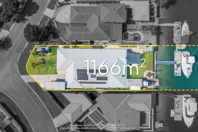 Photo - 2 Bass Place, Paradise Point QLD 4216 - Image 3