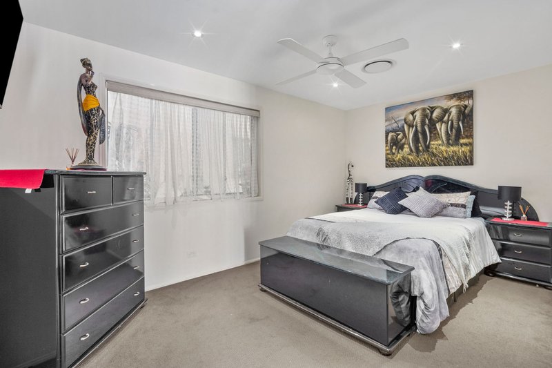 Photo - 2 Bass Place, Paradise Point QLD 4216 - Image 16