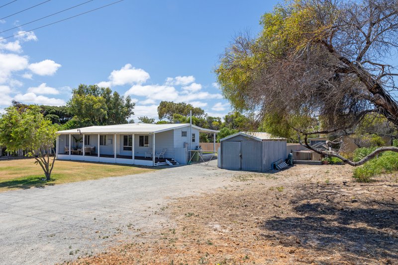 2 Battersby Road, Green Head WA 6514