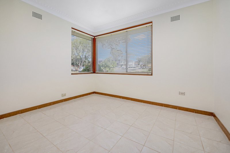 Photo - 2 Baxter Road, Bass Hill NSW 2197 - Image 6