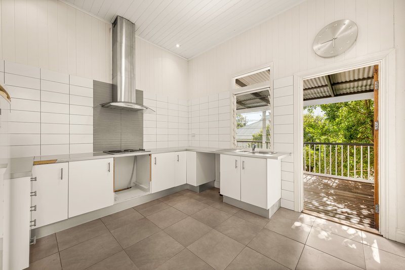 Photo - 2 Bayliss Street, Toowong QLD 4066 - Image 5