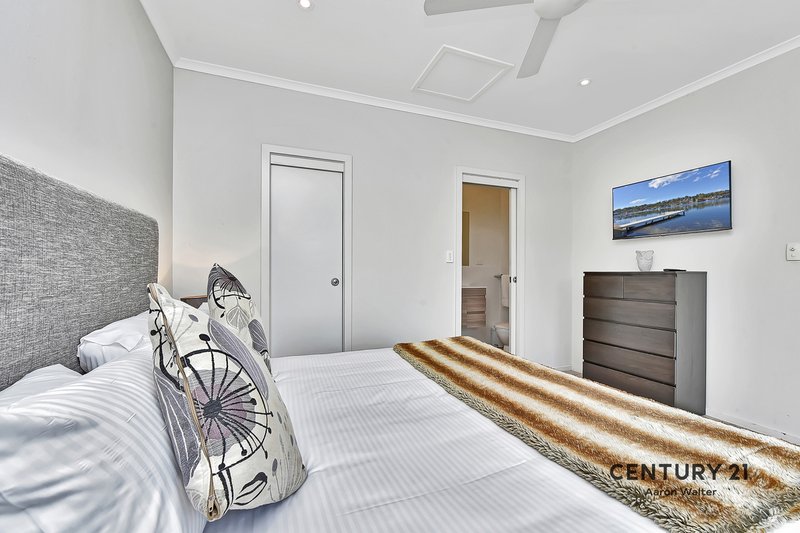 Photo - 2 Beachside Drive, Caves Beach NSW 2281 - Image 10