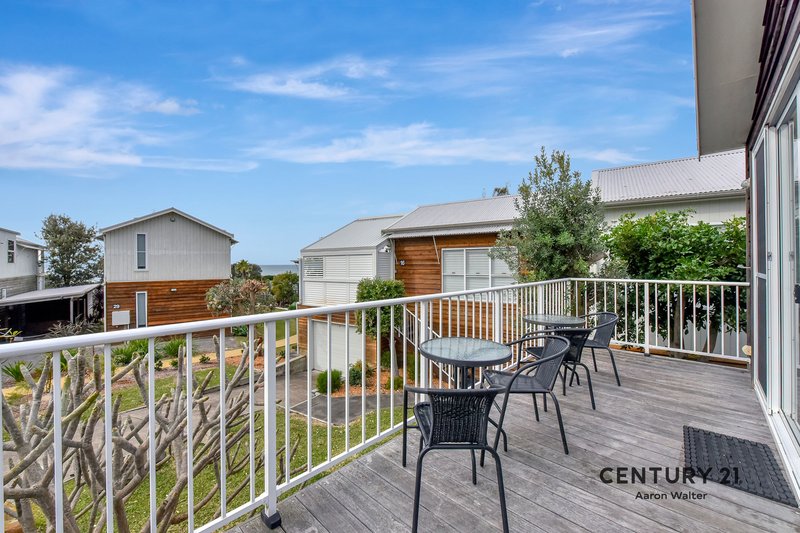 Photo - 2 Beachside Drive, Caves Beach NSW 2281 - Image 16