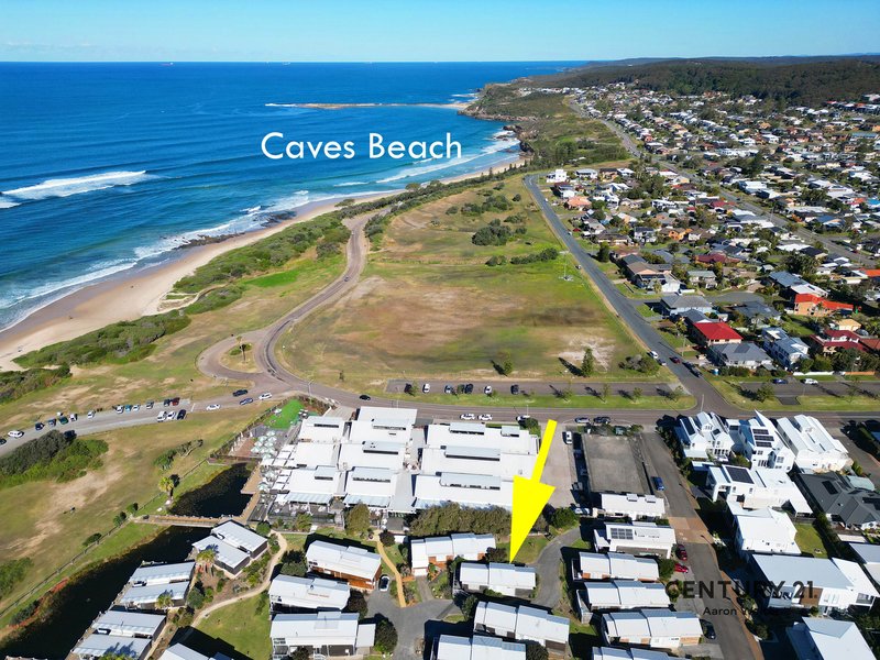 Photo - 2 Beachside Drive, Caves Beach NSW 2281 - Image 19