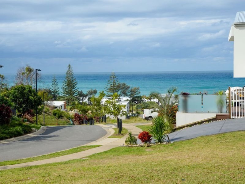 2 Beachview Drive, Sapphire Beach NSW 2450