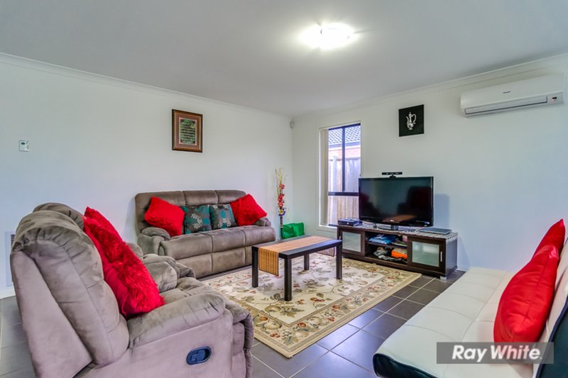 Photo - 2 Beagle Street, Tarneit VIC 3029 - Image 9