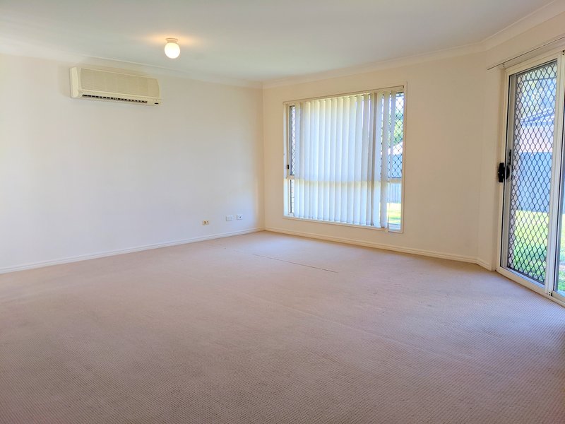 Photo - 2 Beatrice Pl , Burpengary QLD 4505 - Image 6