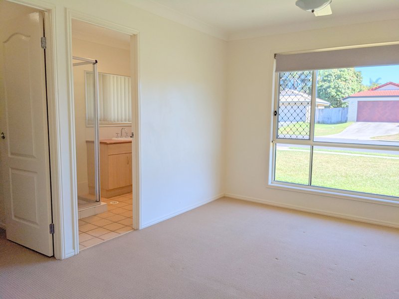 Photo - 2 Beatrice Pl , Burpengary QLD 4505 - Image 12