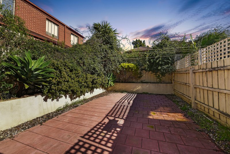 Photo - 2 Beaumonde Street, Coburg VIC 3058 - Image 8