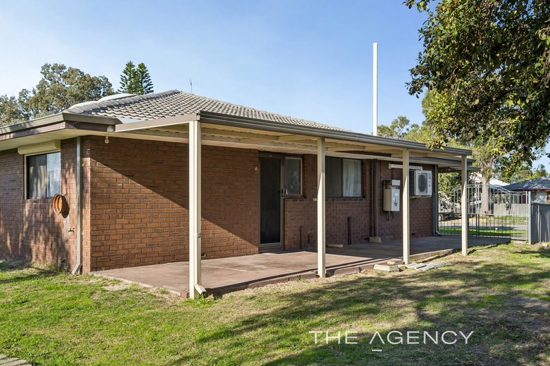 Photo - 2 Beckford Close, East Cannington WA 6107 - Image 18