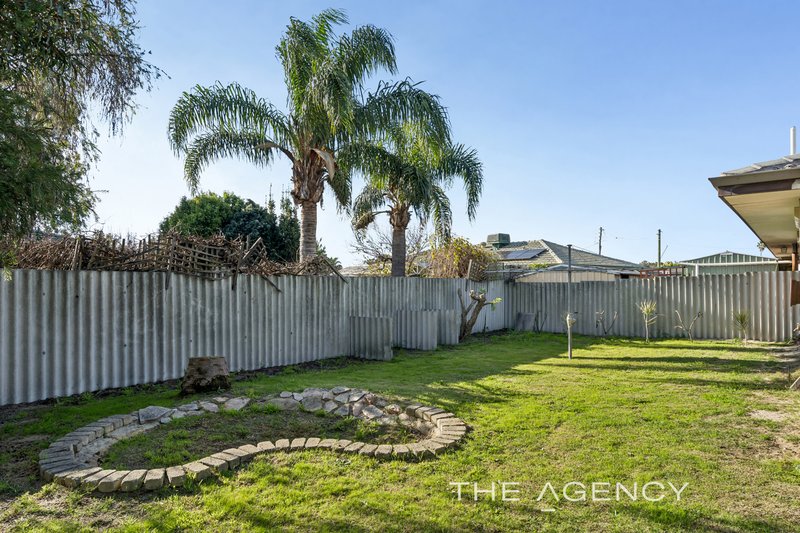 Photo - 2 Beckford Close, East Cannington WA 6107 - Image 21