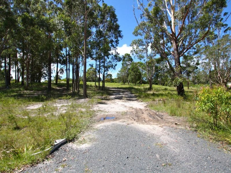 Photo - 2 Bee Close, Moonee Beach NSW 2450 - Image 2