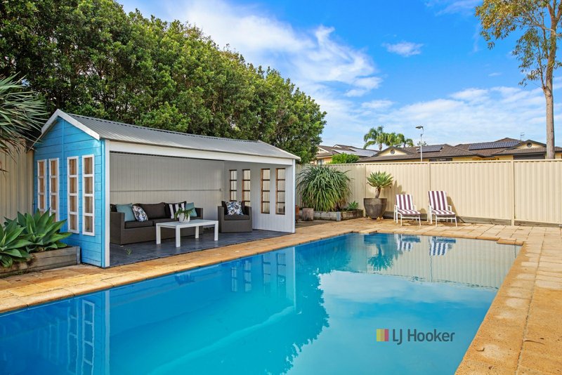 Photo - 2 Begonia Place, Woongarrah NSW 2259 - Image