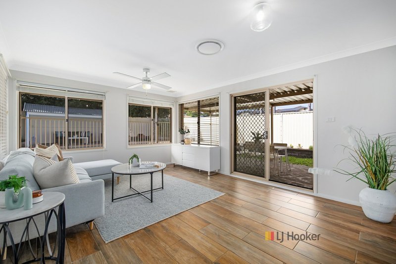 Photo - 2 Begonia Place, Woongarrah NSW 2259 - Image 6