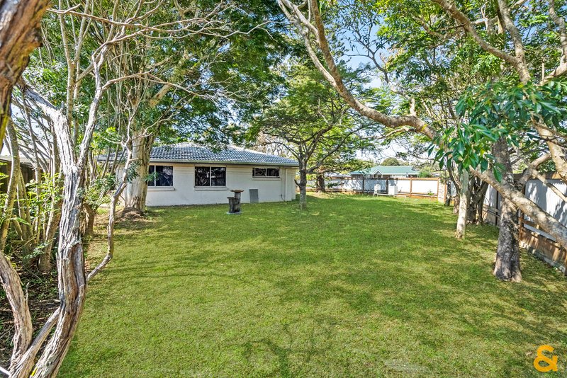 Photo - 2 Belah Court, Victoria Point QLD 4165 - Image 15