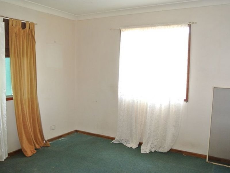 Photo - 2 Belar Street, Lamb Island QLD 4184 - Image 4