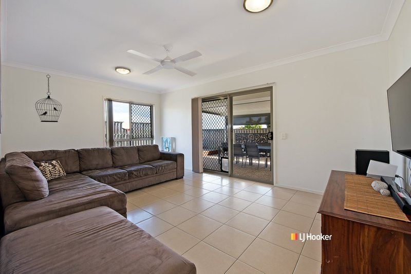 Photo - 2 Bellthorpe Circuit, Kallangur QLD 4503 - Image 6