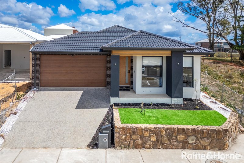 2 Belmont Lane, Gisborne VIC 3437