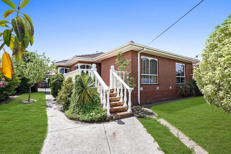 Photo - 2 Bendigo Crescent, Thomastown VIC 3074 - Image 2