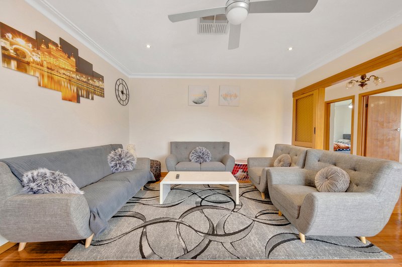 Photo - 2 Bendigo Crescent, Thomastown VIC 3074 - Image 6