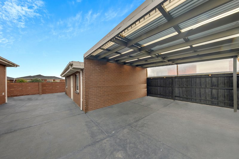 Photo - 2 Bendigo Crescent, Thomastown VIC 3074 - Image 12