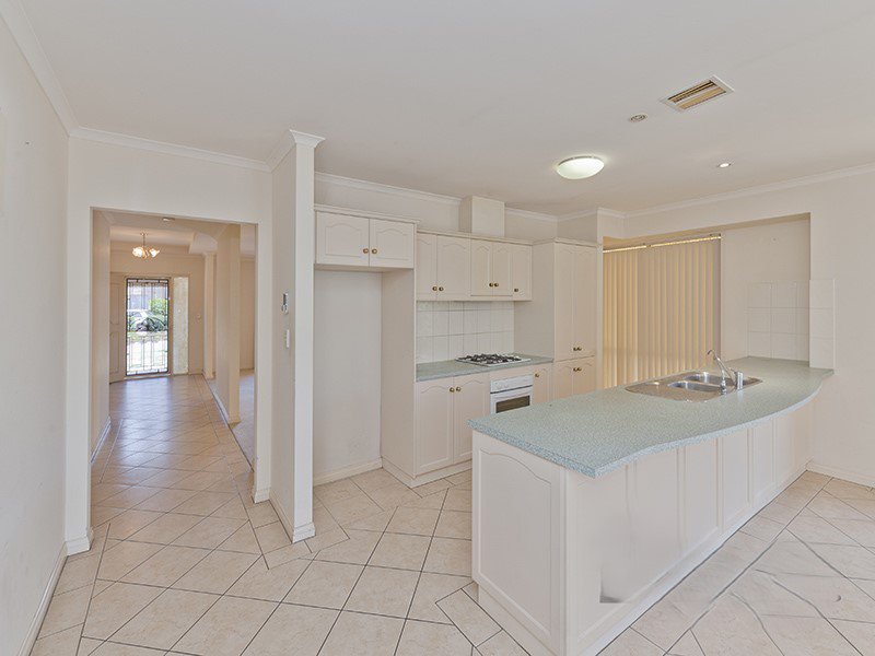 Photo - 2 Bentley Avenue, Croydon Park SA 5008 - Image 4