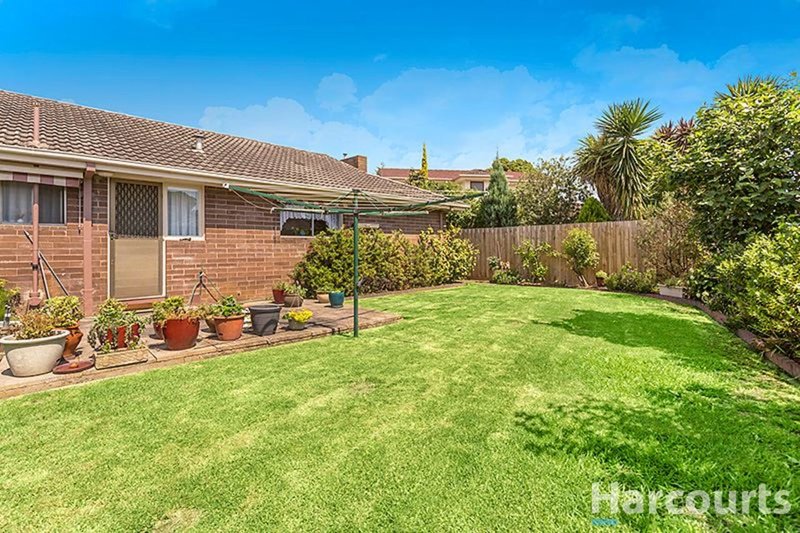 Photo - 2 Bentley Court, Mulgrave VIC 3170 - Image 8