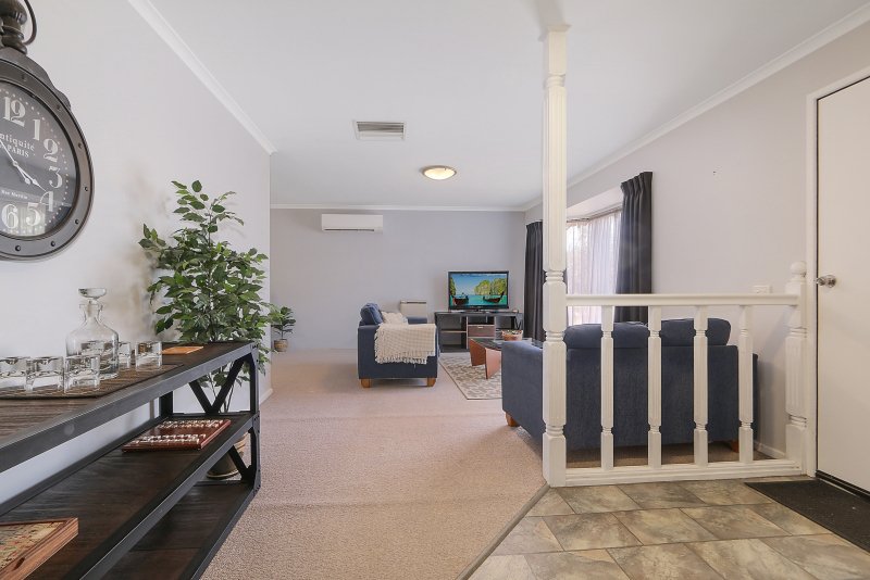 Photo - 2 Beresford Court, West Wodonga VIC 3690 - Image 3