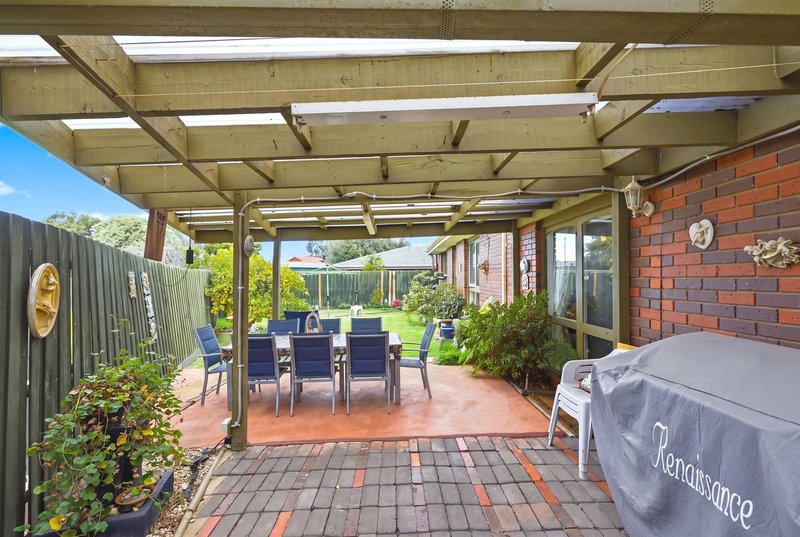 Photo - 2 Berkley Place, Melton West VIC 3337 - Image 19