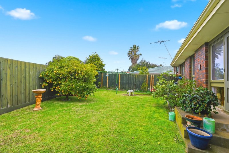 Photo - 2 Berkley Place, Melton West VIC 3337 - Image 22
