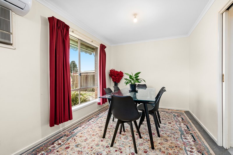 Photo - 2 Bernard Court, Lara VIC 3212 - Image 4