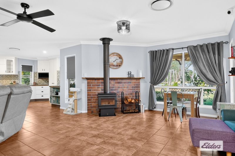 Photo - 2 Bernborough Drive, Barmaryee QLD 4703 - Image 9